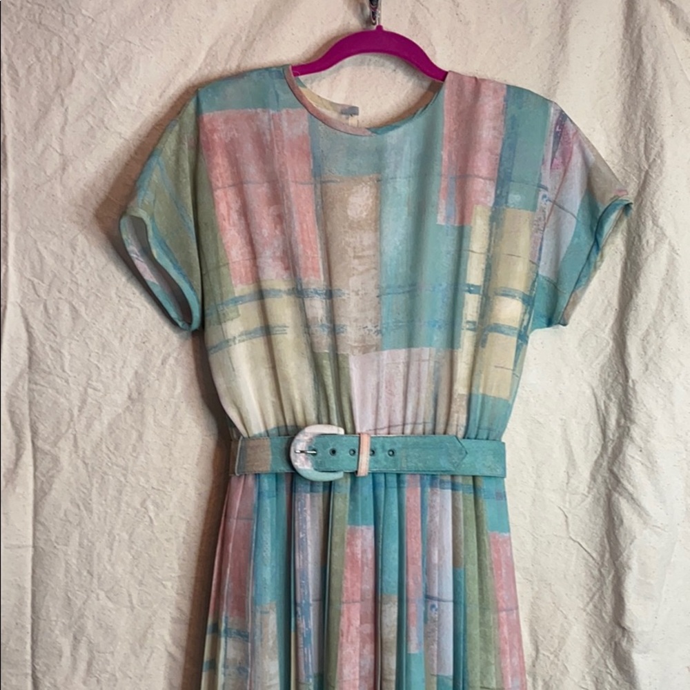 Vintage 80’s lined belted dress